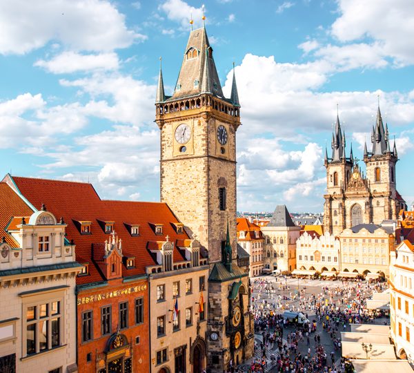 Study abroad for a year through DMU Global